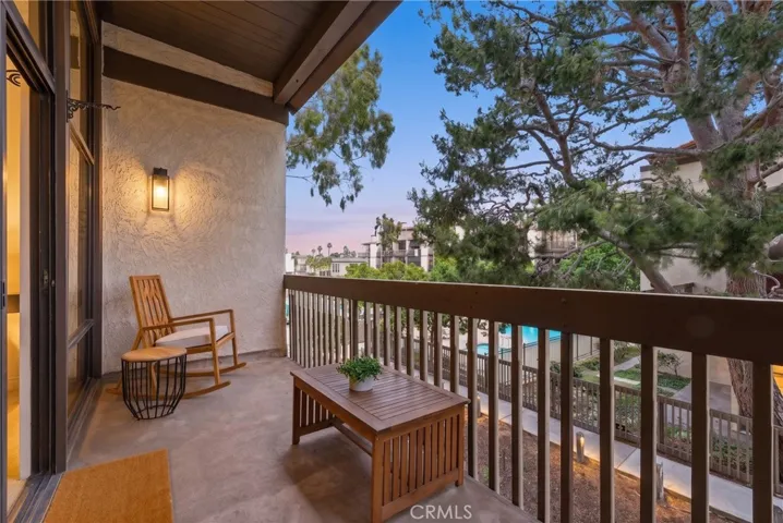 8208 Marina Pacifica N, Long Beach, California 90803
