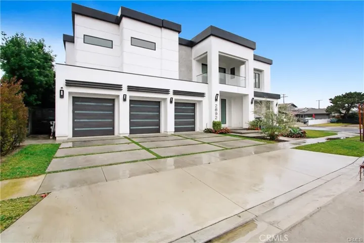 2892 Walker Lee Drive, Rossmoor, California 90720