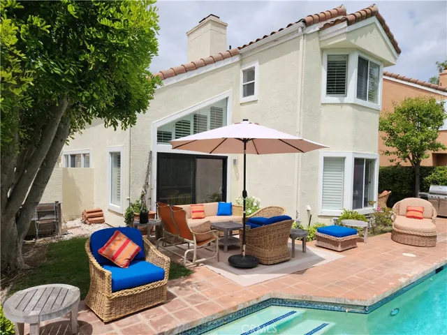 24718 Calle Serranona, Calabasas, California 91302