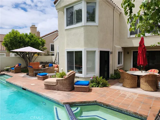 24718 Calle Serranona, Calabasas, California 91302