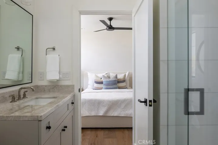 419 Goldenrod Avenue, Corona Del Mar, California 92625