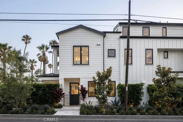 419 Goldenrod Avenue, Corona Del Mar, California 92625