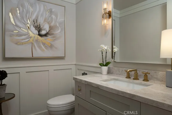 419 Goldenrod Avenue, Corona Del Mar, California 92625