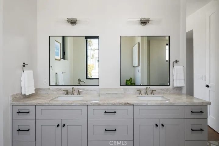 419 Goldenrod Avenue, Corona Del Mar, California 92625