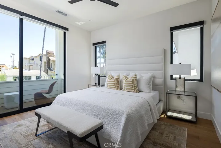 419 Goldenrod Avenue, Corona Del Mar, California 92625