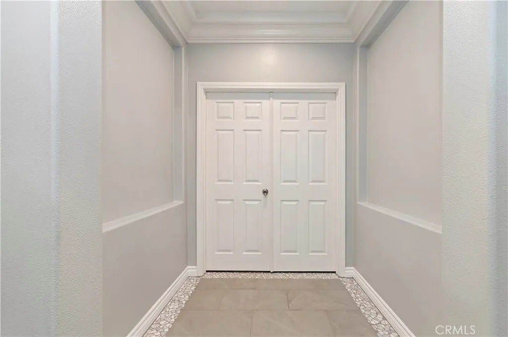 entrance master bedroom