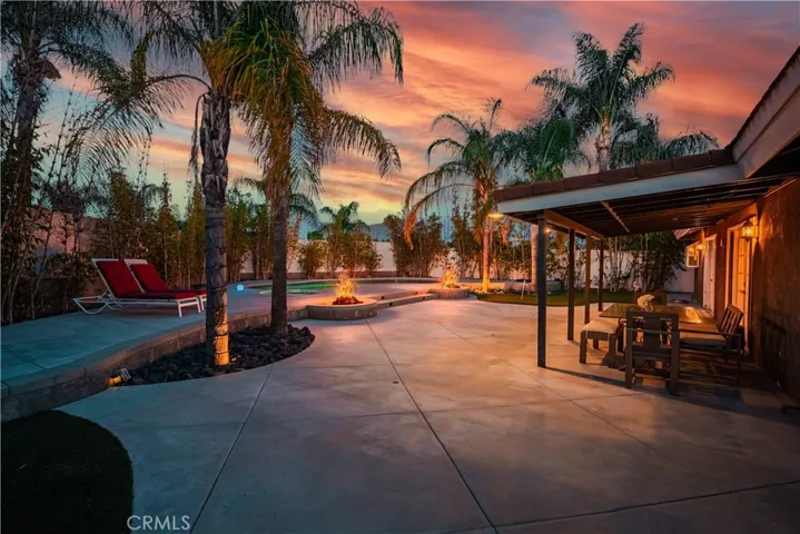 30044 Little Harbor Drive, Canyon Lake, California 92587