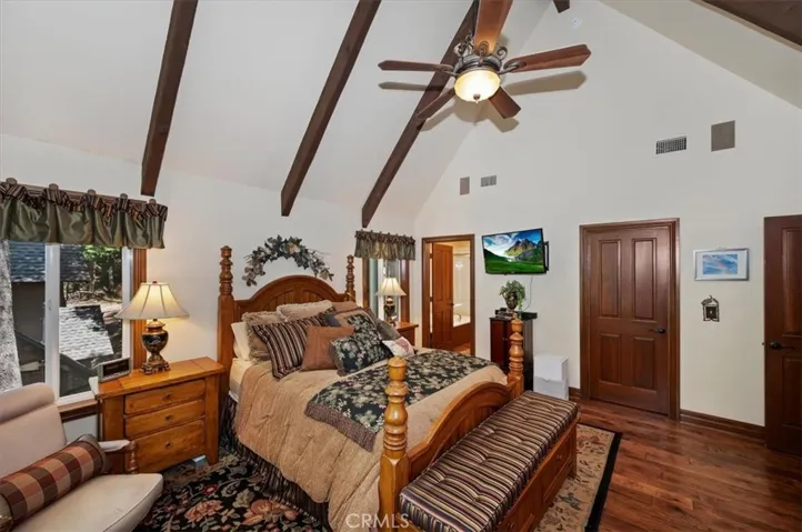 400 Merrimack Drive, Lake Arrowhead, California 92352