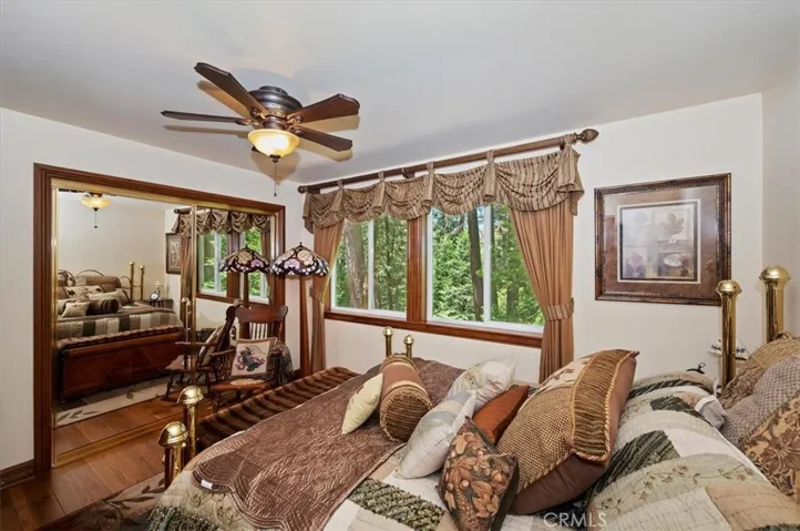 Bedroom #2 with Mirrored Wardrobe Doors