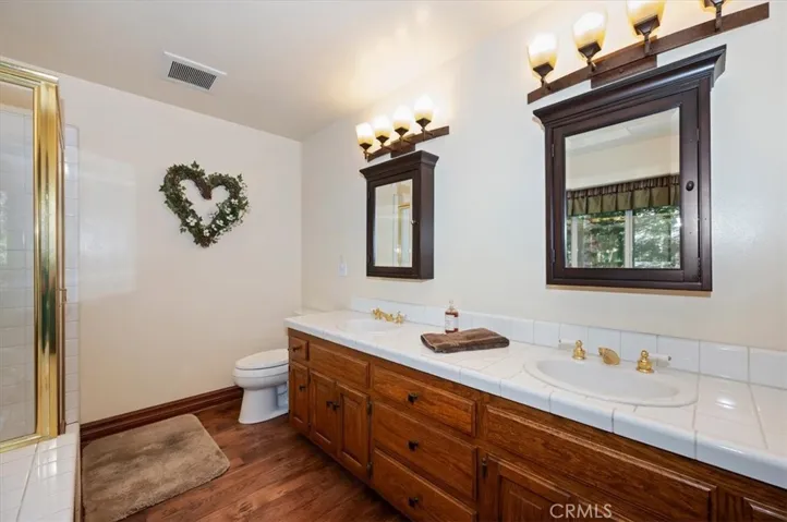 400 Merrimack Drive, Lake Arrowhead, California 92352