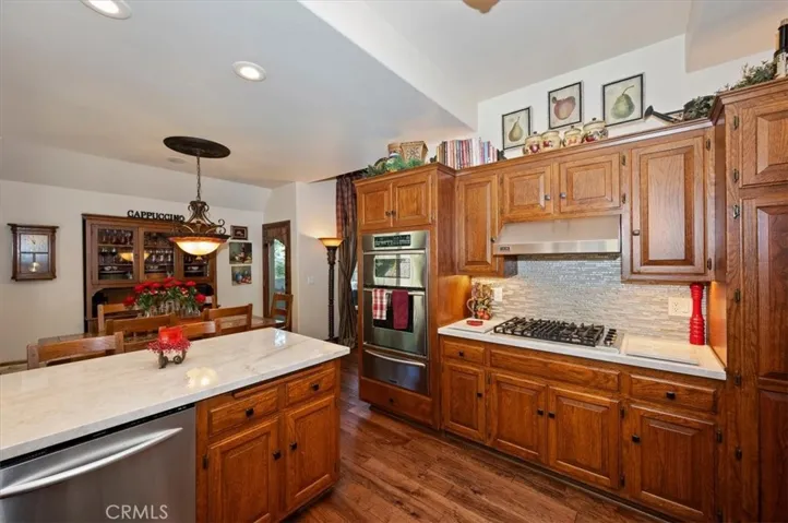 400 Merrimack Drive, Lake Arrowhead, California 92352