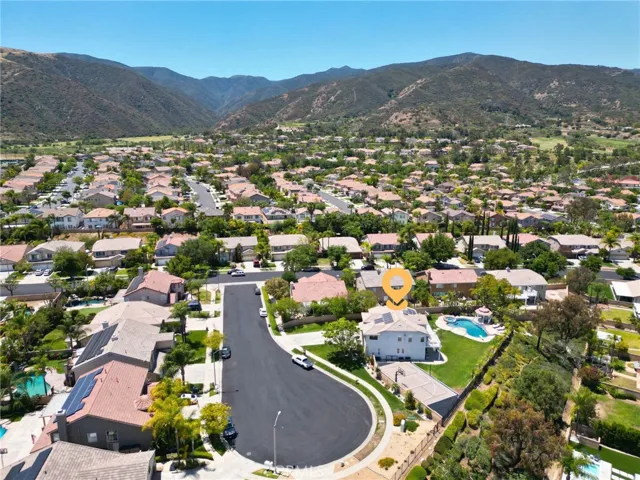 4241 Stonebriar, Corona, California 92883