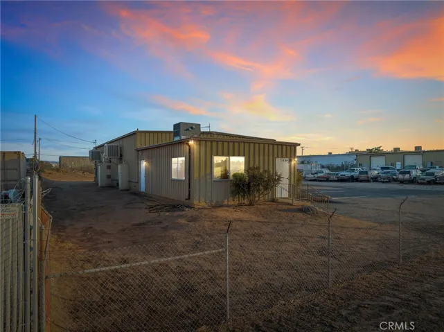 17565 Alder, Hesperia, California 92345