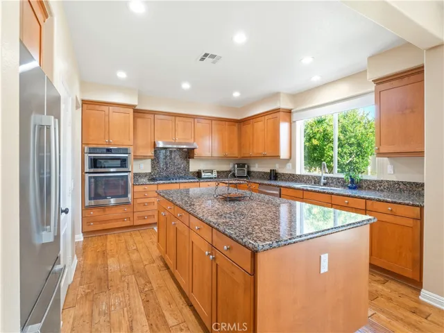 15912 Austin Court, Canyon Country, California 91387