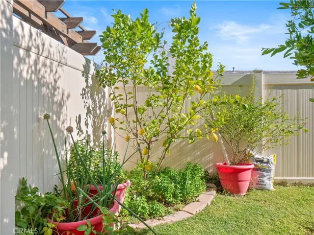 15912 Austin Court, Canyon Country, California 91387
