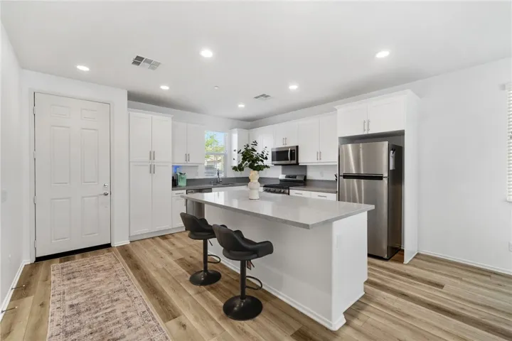 154 Ambrosia Court, Perris, California 92571