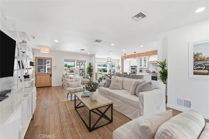 5308 W 142nd Place, Hawthorne, California 90250