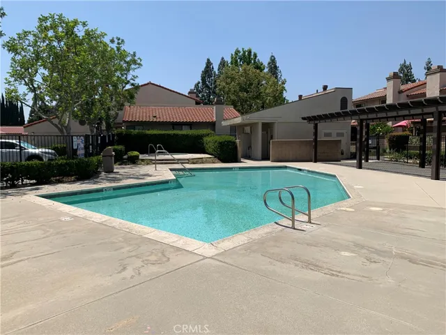 Pool 2