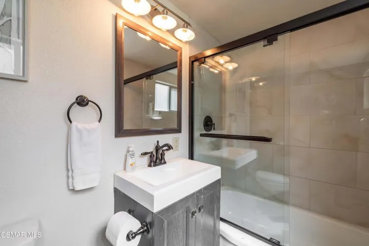 Bathroom1