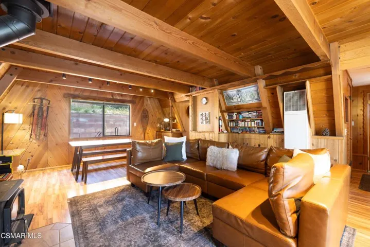Livingroom3-