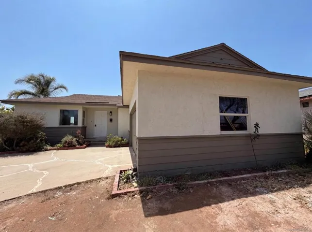 5219 Irwin, San Diego, California 92120