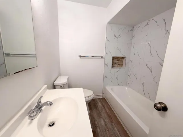 5219 Irwin, San Diego, California 92120