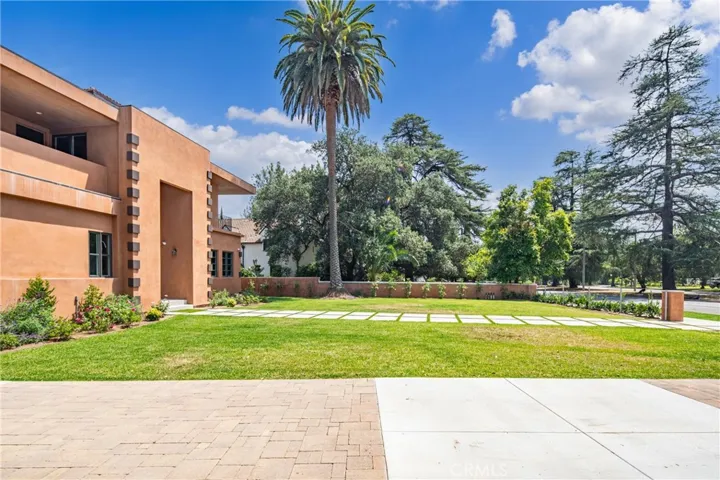 802 Michigan, Pasadena, California 91107