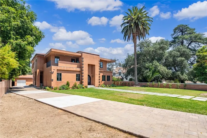 802 Michigan, Pasadena, California 91107