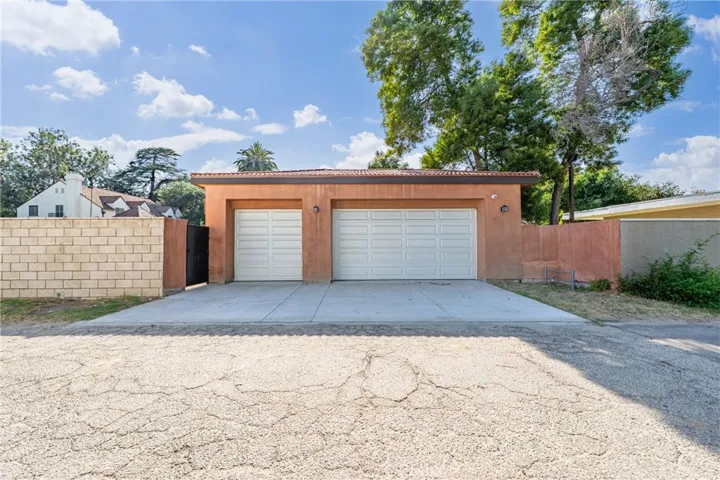 802 Michigan, Pasadena, California 91107
