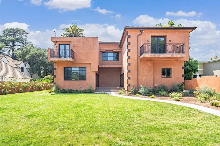 802 Michigan, Pasadena, California 91107