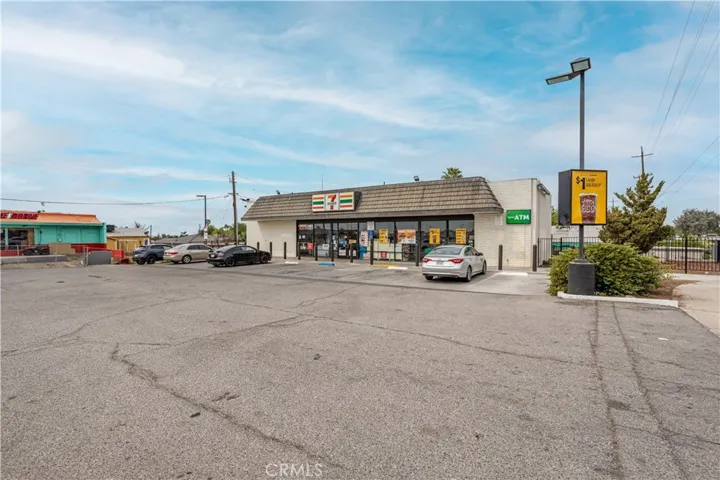 2636 River Boulevard, Bakersfield, California 93305