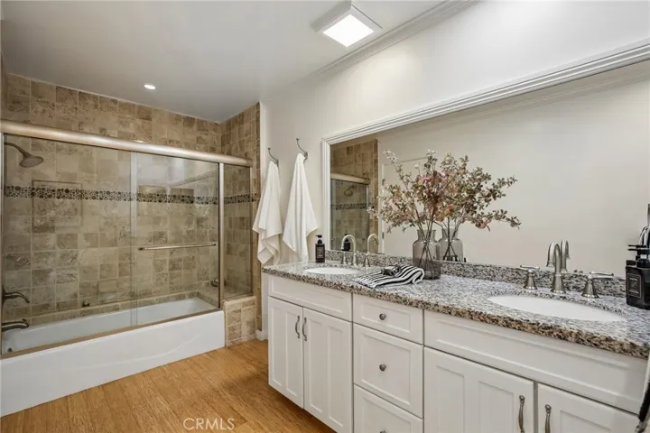 645 Paseo De La Playa 201, Redondo Beach, California 90277