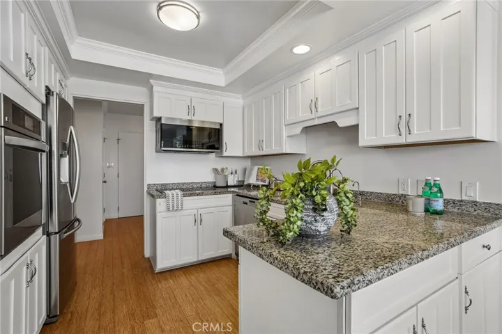 645 Paseo De La Playa 201, Redondo Beach, California 90277