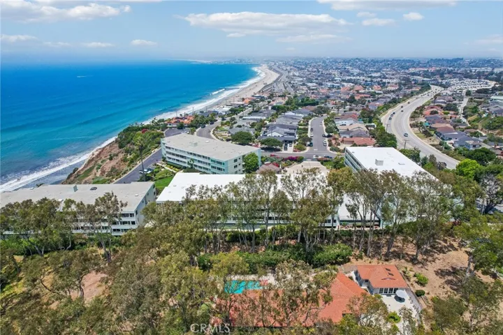 645 Paseo De La Playa 201, Redondo Beach, California 90277