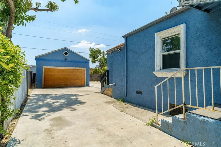 2438 E 114th, Los Angeles, California 90059