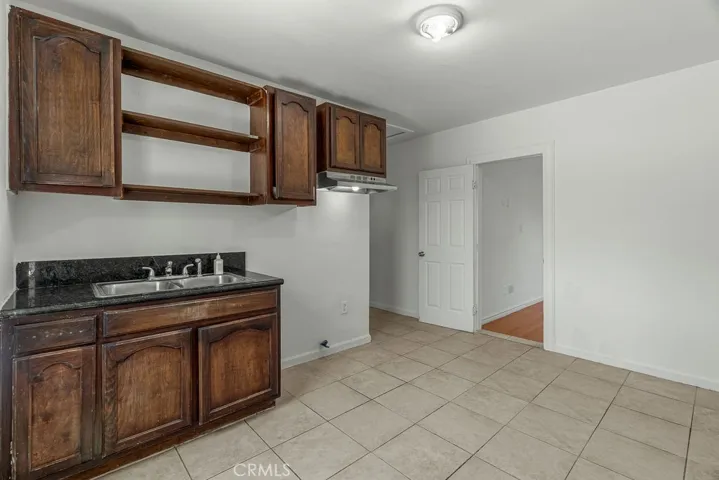 2438 E 114th, Los Angeles, California 90059