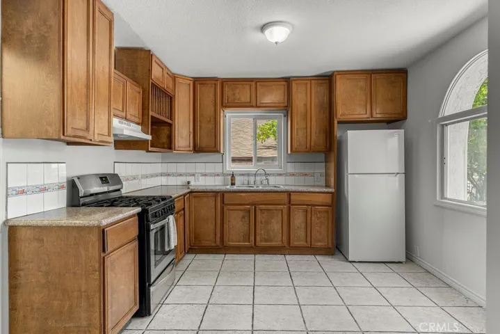 2438 E 114th, Los Angeles, California 90059