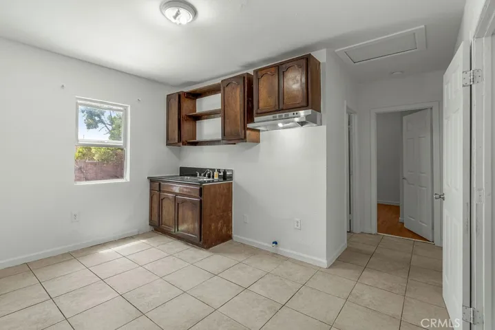2438 E 114th, Los Angeles, California 90059