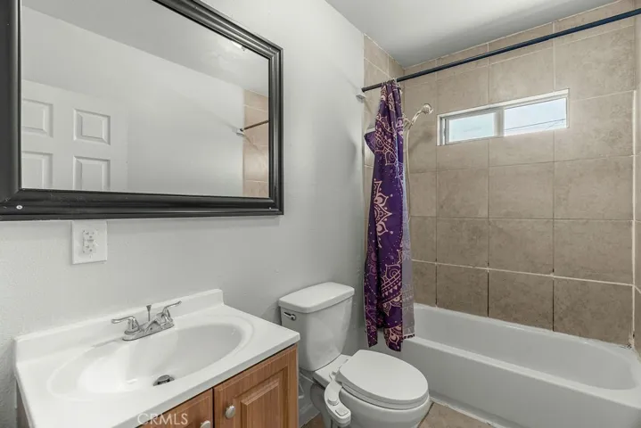 2438 E 114th, Los Angeles, California 90059