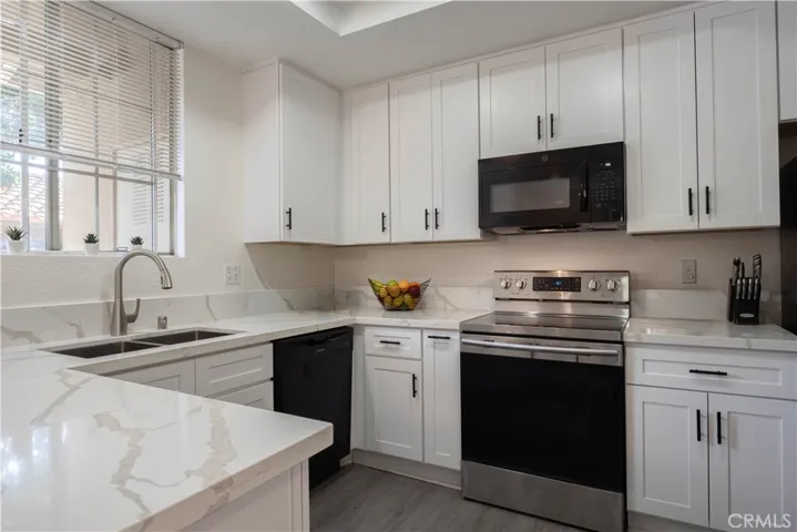 Near New Kitchen