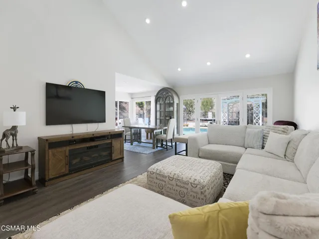 1616 Valecroft Ave -HsHProd-31