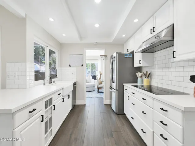 1616 Valecroft Ave -HsHProd-45