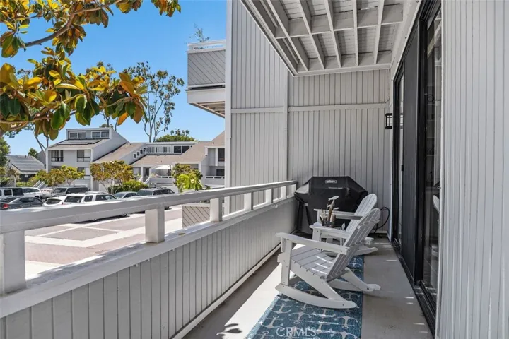 Entry Level Balcony.