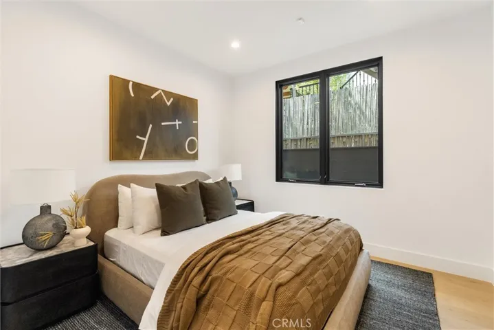 409 Crest Drive, Manhattan Beach, California 90266