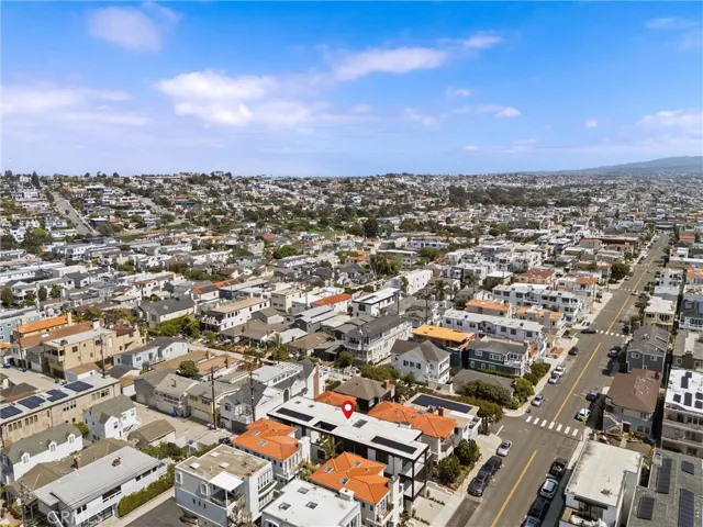 409 Crest Drive, Manhattan Beach, California 90266