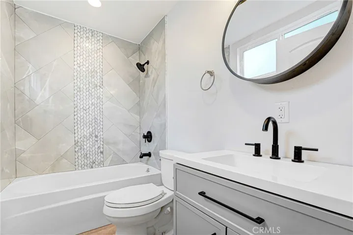 400 W 109th, Los Angeles, California 90061