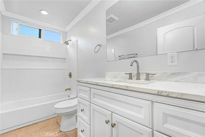 400 W 109th, Los Angeles, California 90061