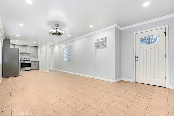 400 W 109th, Los Angeles, California 90061