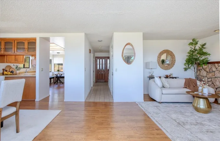 2098 Oxford Avenue, Cambria, California 93428