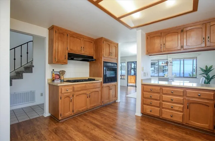 2098 Oxford Avenue, Cambria, California 93428